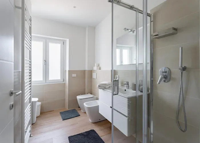 Guesthost - San Zeno Modern Near The Centre! 维罗纳